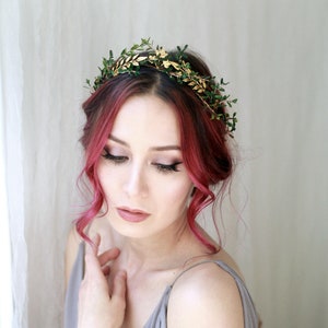 Boxwood bridal crown, grecian goddess crown, hair wreath, laurel leaf headband, woodland wedding tiara, golden headpiece,  hair accessories