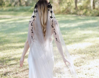 Gothic wedding veil, Gray veil with black flowers, Non traditional wedding veil, Floor length veil, Unique bridal veil, Whimisical wedding