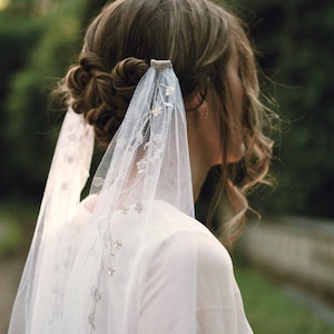 Embroidered bridal veil, White wedding veil, Cathedral length veil, Draping veil, Ethereal headpiece, Silver bridal head piece, floral veil