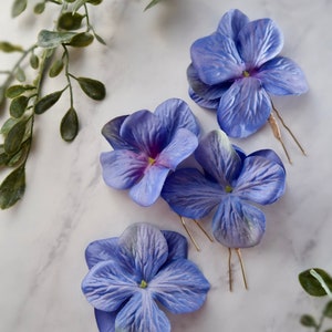 Sapphire blue floral hair pins, vibrant flower clips, hydrangea hair pin set, bridesmaids hair clips, bright blue bridal hair flowers