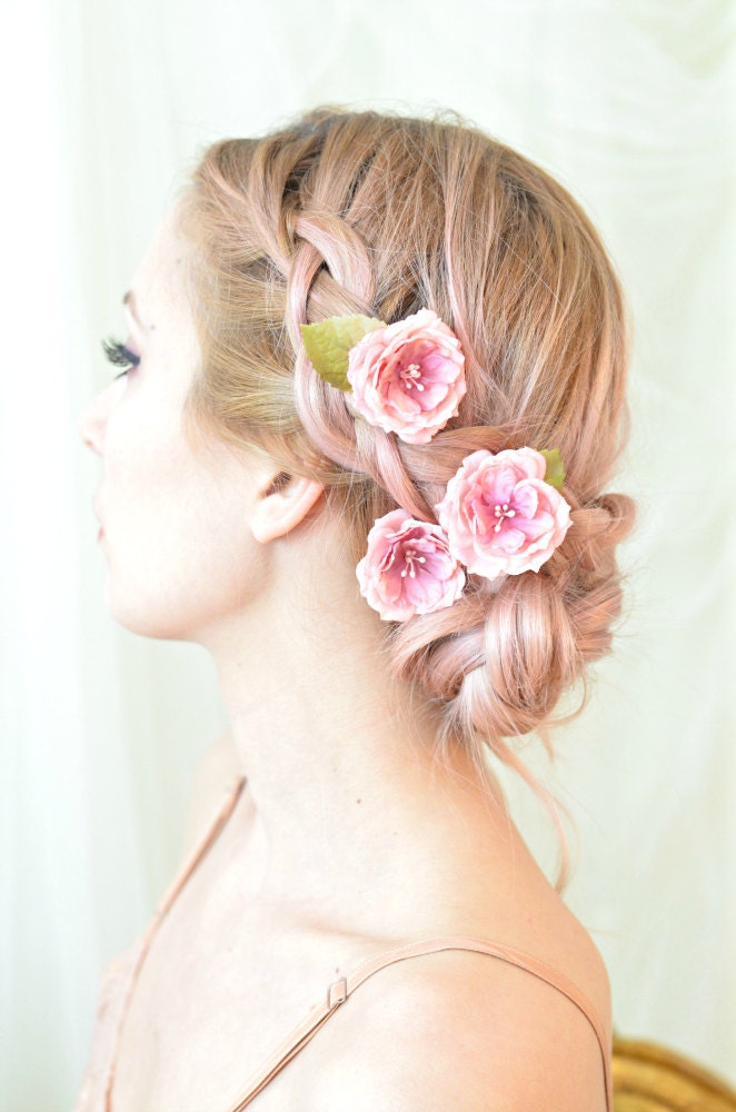 Rose Hair Pins, Pink Flower Clips, Whimsical Floral Clip Set  display picture 2