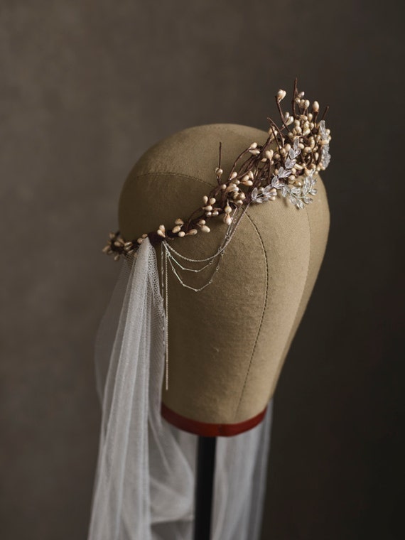 Silver Wedding Headpiece, Bridal Veil, Boho Crown, Long  display picture 3