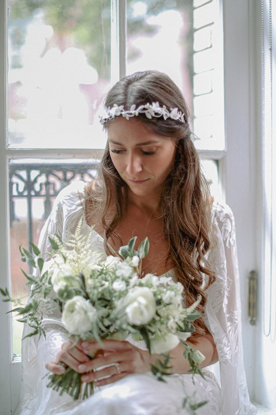 White flower crown wedding deals