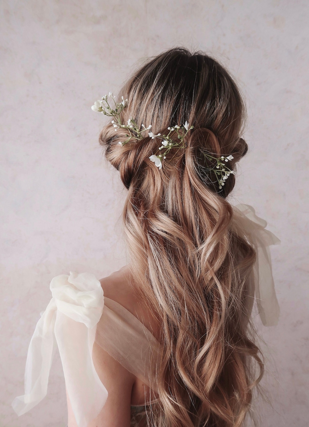 BHLDN GAIOS White Floral Hair Accessory il_1080xN.1791775052_m755.jpg main image 3