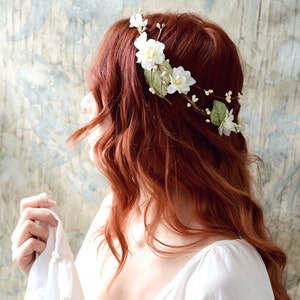 Rustic flower crown, ivory bridal crown, boho chic crown, floral crown, wedding hair accessories, woodland hair wreath, bridal circlet