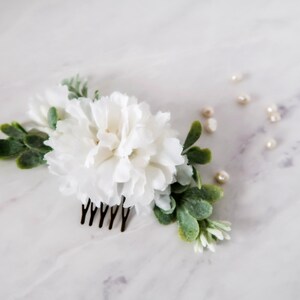 White bridal hair comb, white flower greenery comb, foliage babys breath comb, wedding hair piece, eucalyptus head piece, garden wedding image 5