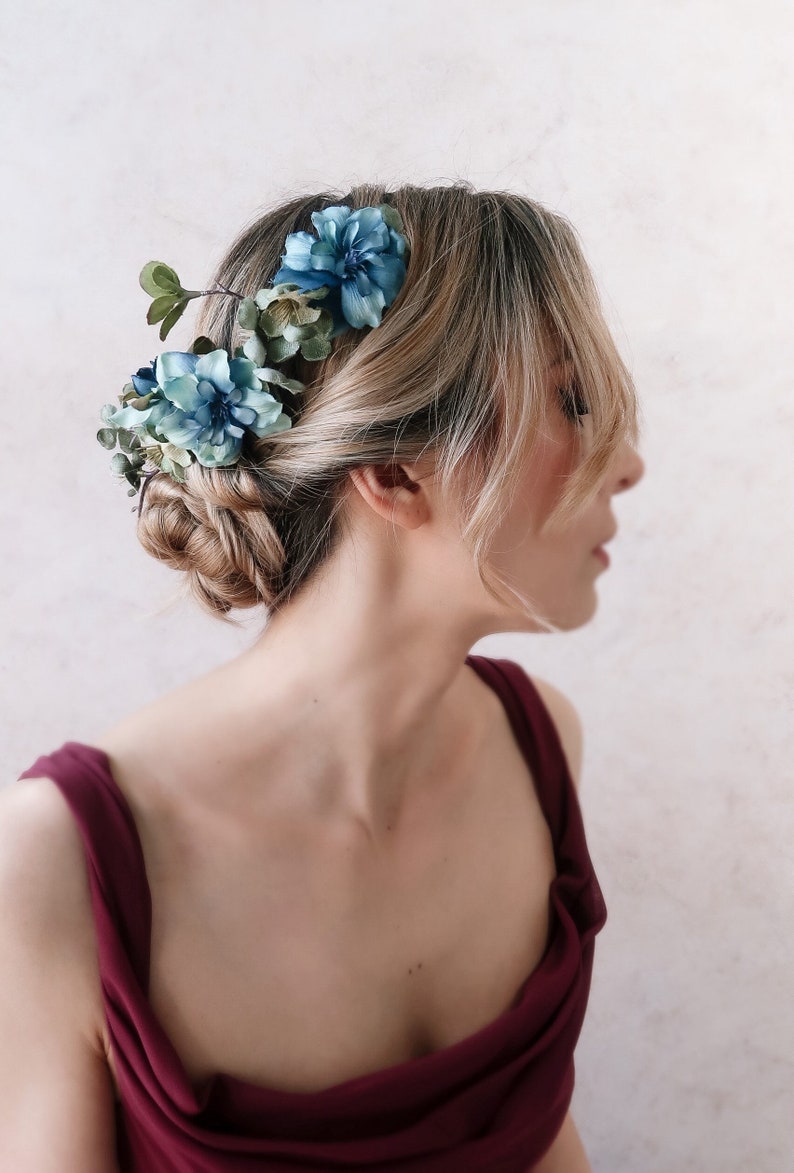 Woodland blue flower comb, teal floral half crown, bridal headpiece, fairytale wedding, boho bride crown, hair garland, twig head piece image 5