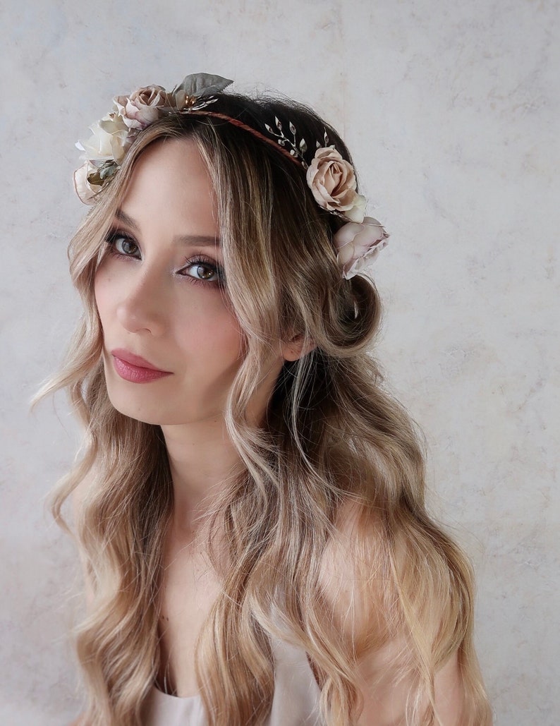 a bridal crown with dried looking roses