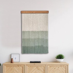 Green Tapestry Wall Hanging, Recycled Cotton Wall Hanging, Dip Dye Fiber Art, Simple Macrame Wall Decor, Green Small Yarn Tapestry, Wall Art