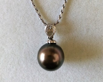 Tahitian Black South Sea Pearl Necklace | Aubergine Overtone AAA Pearl | 14K Gold Pendant | Luxury Gift for Her | Glamrox Jewelry White Gold