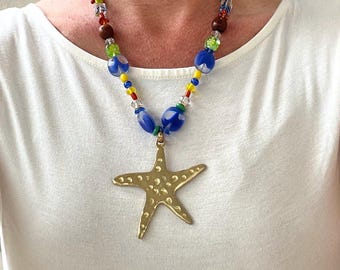 Starfish Multi Stone Lange Perlen Statement Halskette. GlamRox Halskette Multi Stein Perlen. Gold Starfish Multi Stein Farbe Halskette. Seestern