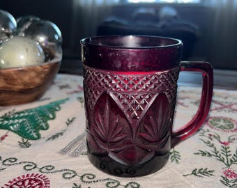 Cristal D'Arques-Durand "Antique Ruby" mug