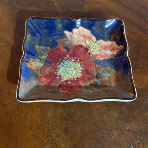 Vintage Royal Doulton Wild Roses trinket dish