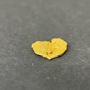 ALASKAN GOLD NUGGET| Natural Gold Nugget| Authentic Alaska Natural Gold Nugget| 0.626 Grams Of Pure Raw Gold| Rare Collector&#39;s Piece Or Gift