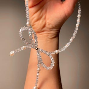 Cute and Classy Bow Choker - Feminine Crystal Necklace. Bow beaded necklace, crystal and pearl bow choker, coquette jewellery.
