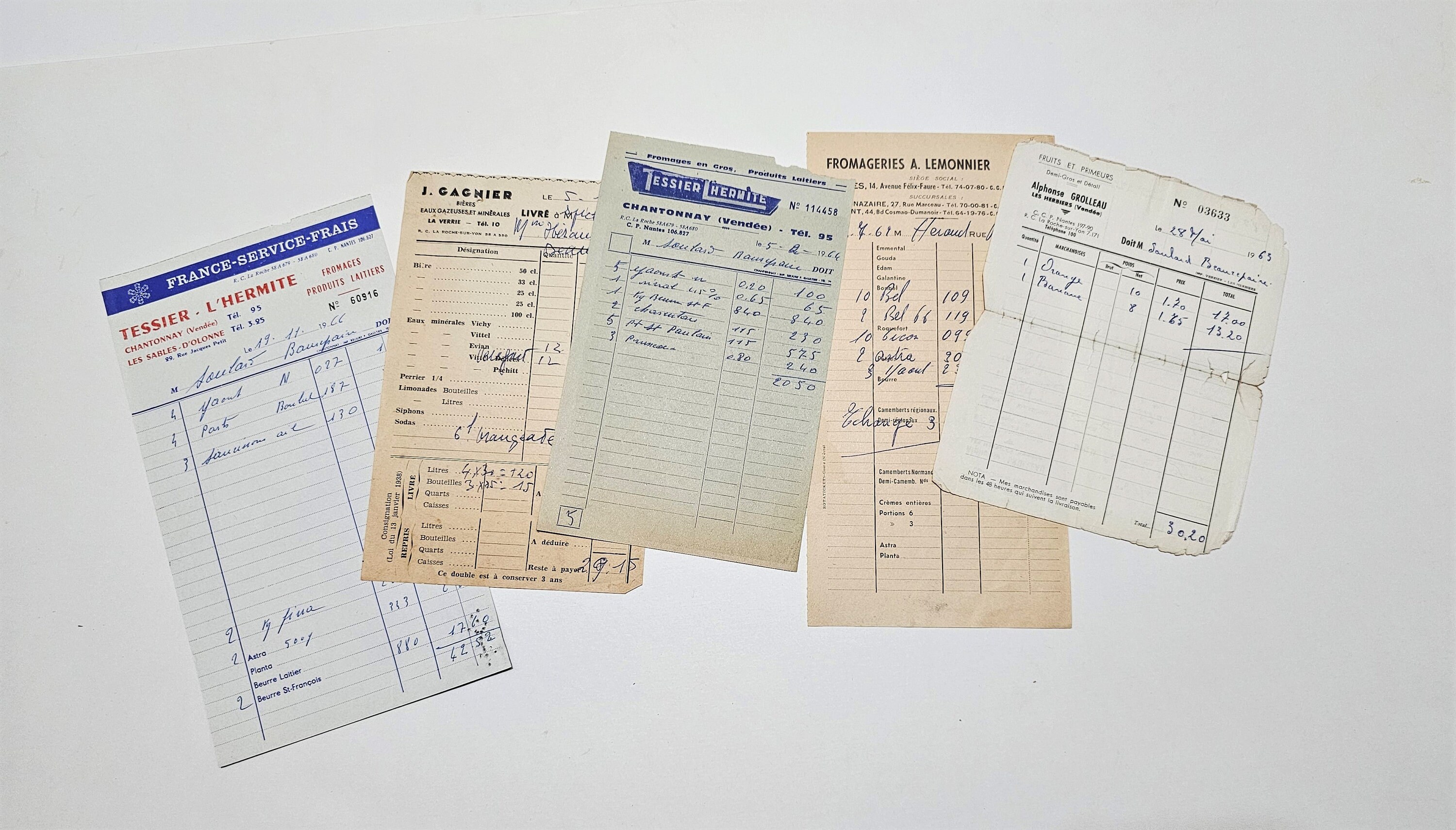 1960s Vintage French Receipts - 5