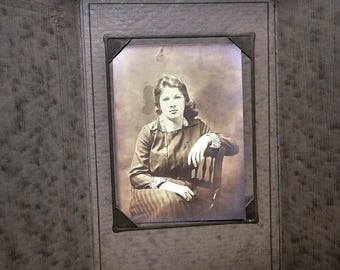 1900s Antique Photograph - Teenager Girl