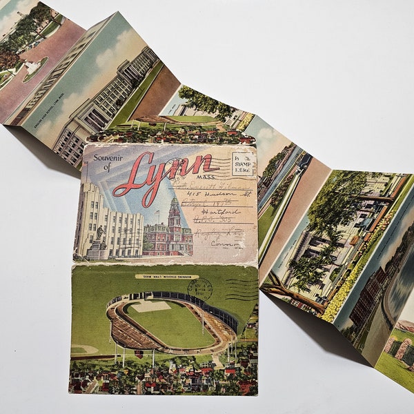 1941 Lynn, Massachusetts - Vintage Postcard Booklet