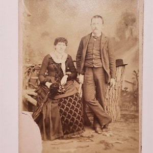 1800s Couple - Victorian Cabinet Card