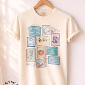 Sommaren jag blev vacker Vintage Stamp T-shirt: Kusiners strandtröja bild 6