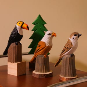 Handmade Wooden Bird Figurine, Bookshelf Decor, Hand Crafted Birds, Bird Lover Gift, Artisan Animal Decor, Toucan, Bald Eagle, Sparrow