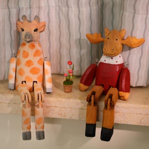 Handmade Wooden Giraffe and Reindeer Figurines, Carving Animal Sculpture, Bookshelf Decor,  Nature Lover Gift, Artisan Animal Decor