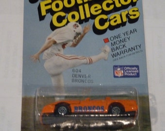 Denver Broncos 1/64 Corvette 1983 Corgi Trading Cars NFL Diecast Loose Car Football Team Collectible Mint In Package Vintage