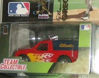 Atlanta Braves 1999 White Rose MLB Diecast 1:64 Scale Ford F-150 Truck with Greg Maddux Fleer Card Baseball Collectible…