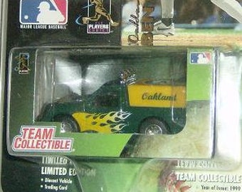 Oakland Athletics 1999 White Rose MLB Diecast 1:64 Scale Ford F-150 Truck with Ben Grieve Fleer Card Baseball Collectible…