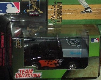 Florida (Miami) Marlins 1999 White Rose MLB Diecast 1:64 Scale Ford F-150 Truck with Livan Hernandez Fleer Card Baseball Collectible Car