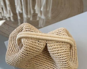 Crochet Raffia Clutch Bag: Summer Evening Purse