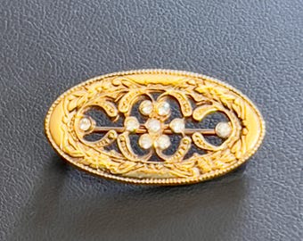 Gold-Tone Vintage Brooch Oval Filigree Rhinestone Pin