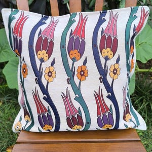 Ottoman Tulip Pillow Cover: Ethnic Turkish Cushion, 18x18 inch