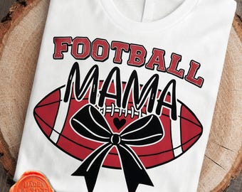 Football maman PNG, conception de chemise de maman football, sublimation de maman sportive, T-shirt pour le jour du match, clipart cheer maman, cadeau fête des mères téléchargement numérique
