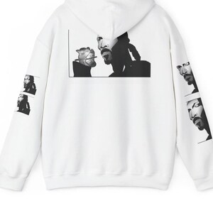 Sweat dessin creee manuellement par artiste français parisien le ny