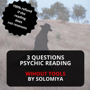Może przedstawiać: Czarno-białe zdjęcie kobiety w kapeluszu odchodzącej od kamery. Tekst "3 QUESTIONS PSYCHIC READING WITHOUT TOOLS BY SOLOMIYA" jest w kolorze czerwonym i białym na czarnym tle. Tekst "100% refund if the reading does not resonate" jest w kolorze białym na czarnej rozgwieżdżonej tarczy.