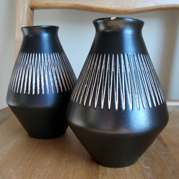 Reserved for Takahiko - Zig Zagging - Pair Vintage Upsala Ekeby Bud Vases