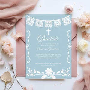 Tarjeta de invitación de bautizo Cielito Lindo azul claro, personalizada, papel picado español, Talavera mexicana, fiesta religiosa de bautizo, plantilla editable de Canva