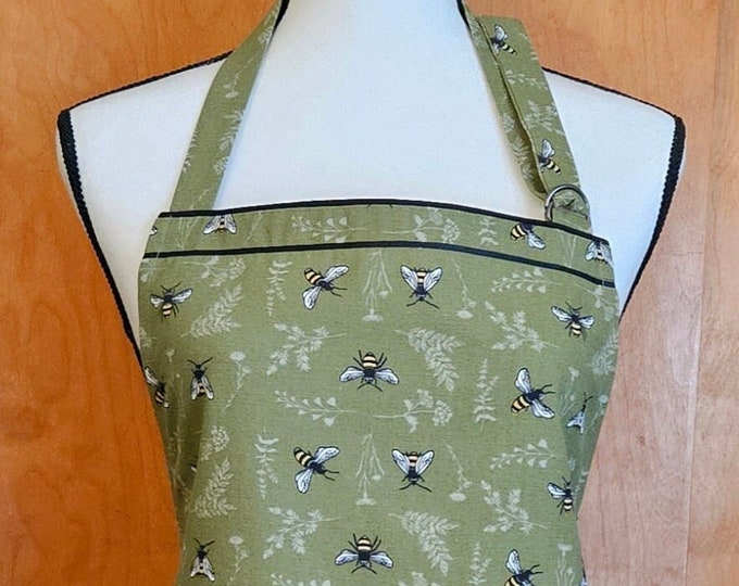 Bumblebee Apron with Pockets, Artist Crafter, Woman's Kitchen Apron, Baking Cooking