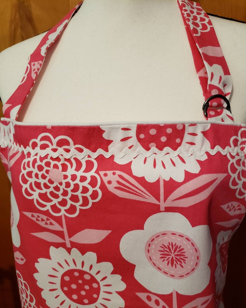 Pink Flower Apron With Pockets Woman's Kitchen Gift Etsy