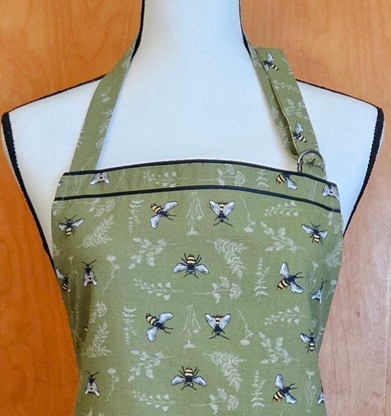 Bumblebee Apron with Pockets, Artist Crafter, Woman's Kitchen Apron, Baking Cooking image 2