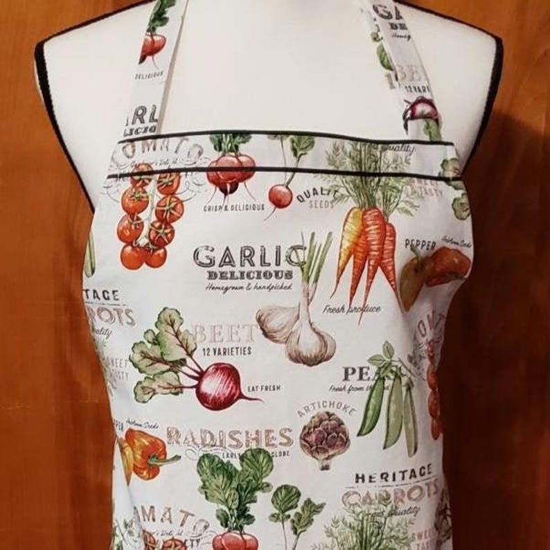 Vegetable Print Chefs Apron with Pockets, Womans or Mens Baking Cooking, Artists Crafters image 2