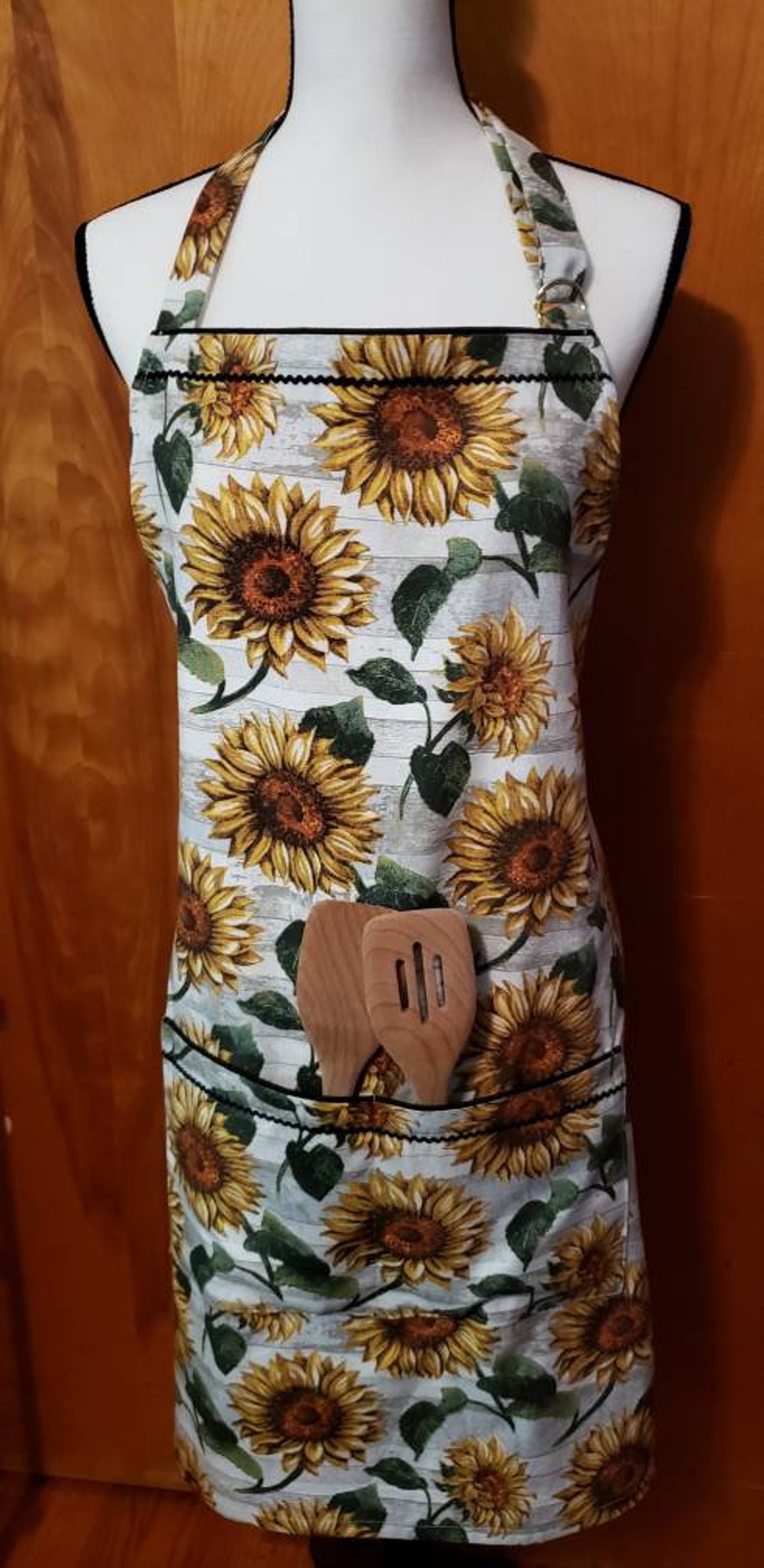 Sunflower Print Woman's Apron with Pockets Artist or Etsy