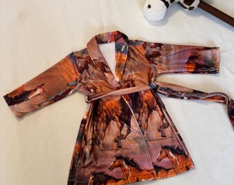 ¡NUEVO! ¡Sementales/Caballos del Oeste! Bata de forro polar suave para bebé, de 12 meses a talla 10, bata de baño extra suave