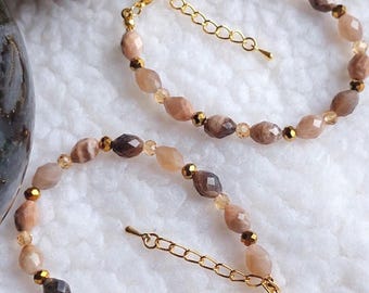 Natural Sunstone Bracelets.