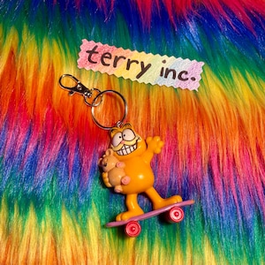 garfield keychain - vintage upcycled handmade purse bag backpack accessory - 80s 70s jewelry retro kidcore fun kitsch weird 17