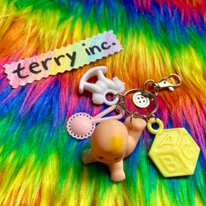 キューピーのキーホルダーのセット Kewpie keychain - Etsy 日本