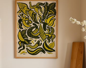 Banana Leaf Art Print: Tropical Brazilian Decor, Linocut-style Poster, Tropicália Inspired Wall Art, Botanical Fruit Illustration