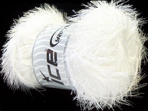 White Eyelash Yarn Ice Eyelash 100gr 22698 Optical White, Bright White Fun  Fur for Holiday Crafting, Fiber Jewelry, Weaving, Scarves, Shawls 