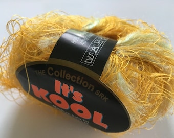 Colección Kertzer SRK It's Kool #7005 Hilo Lemon Pop Eyelash 50gr 43yds - Amarillo, Blanco roto, Toque de verde